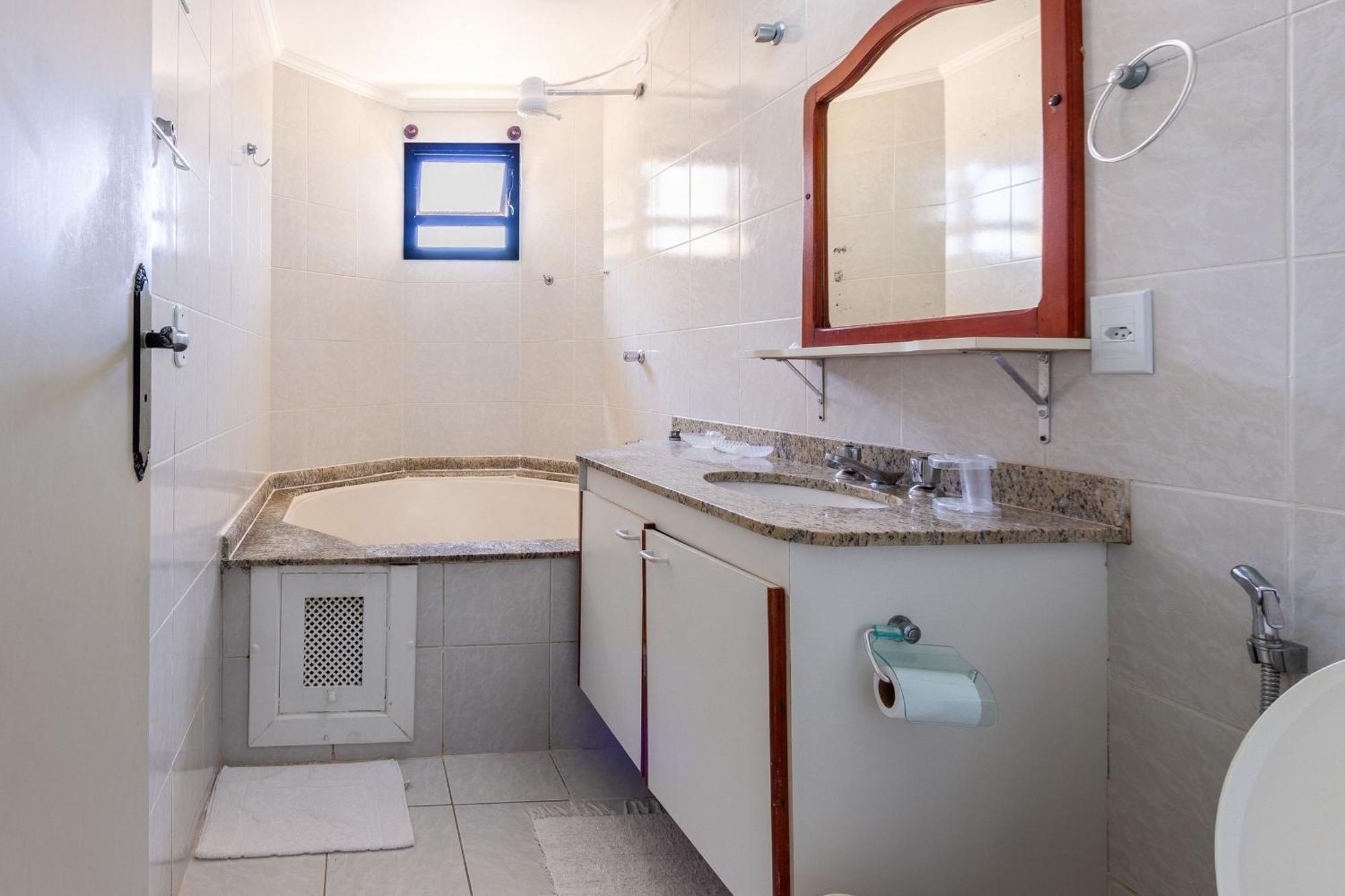 Condominio Wembley Tenis Toninhas Убатуба Экстерьер фото